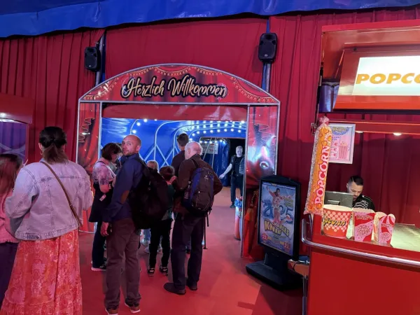 Zirkus Charles Knie - Hamburg - 22. Mai - 22. Juni 2025